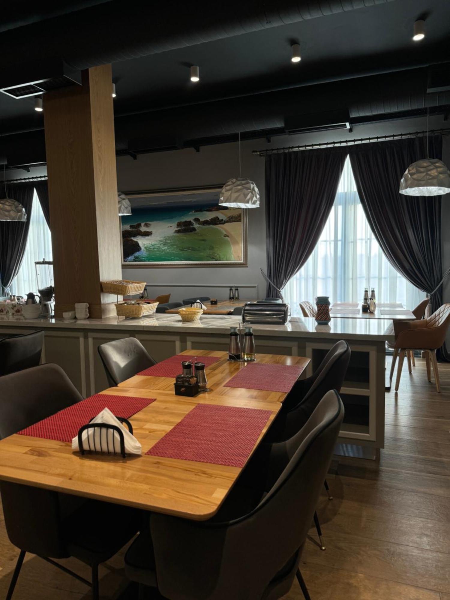 Fushe Milot Arberia Palace Hotel מראה חיצוני תמונה